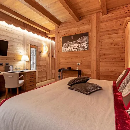 Fiocco Di Neve Relais & Hotel