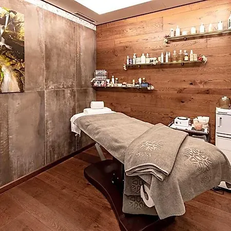 Fiocco Di Neve Relais & Hotel 5*