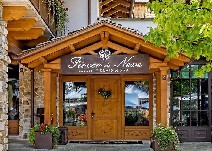 Fiocco Di Neve Relais & Hotel 5*