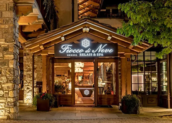Fiocco Di Neve Relais & Hotel 5*
