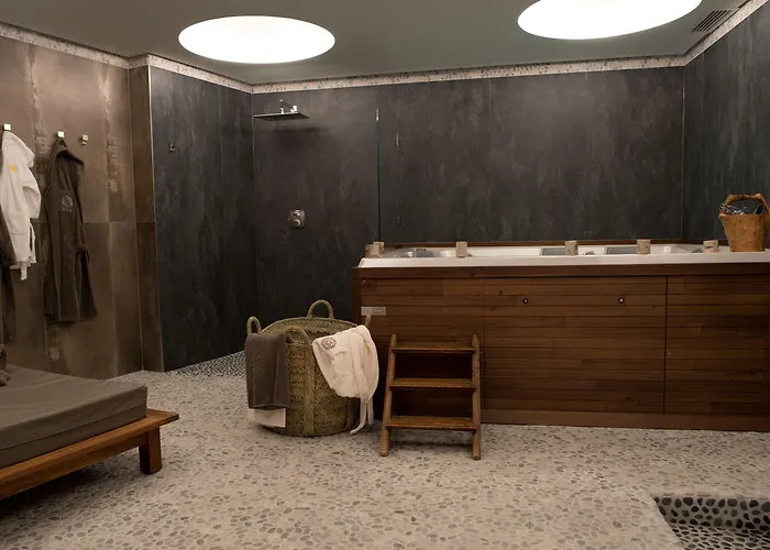 Hotel Fiocco Di Neve Relais & 5*